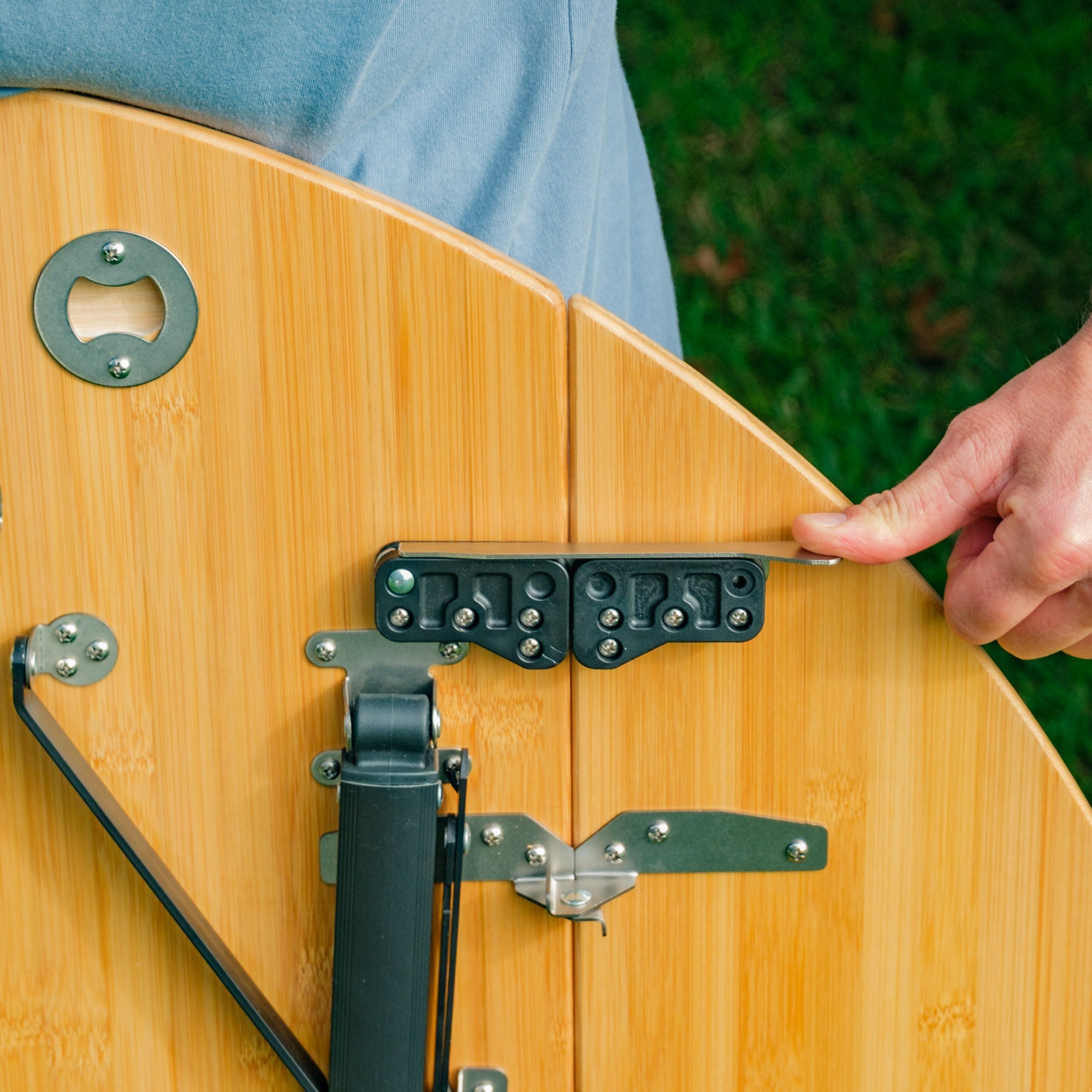 Zempire Kitpac Pro Round Bamboo Camp Table INDIVIDUAL LEG ADJUSTMENTS