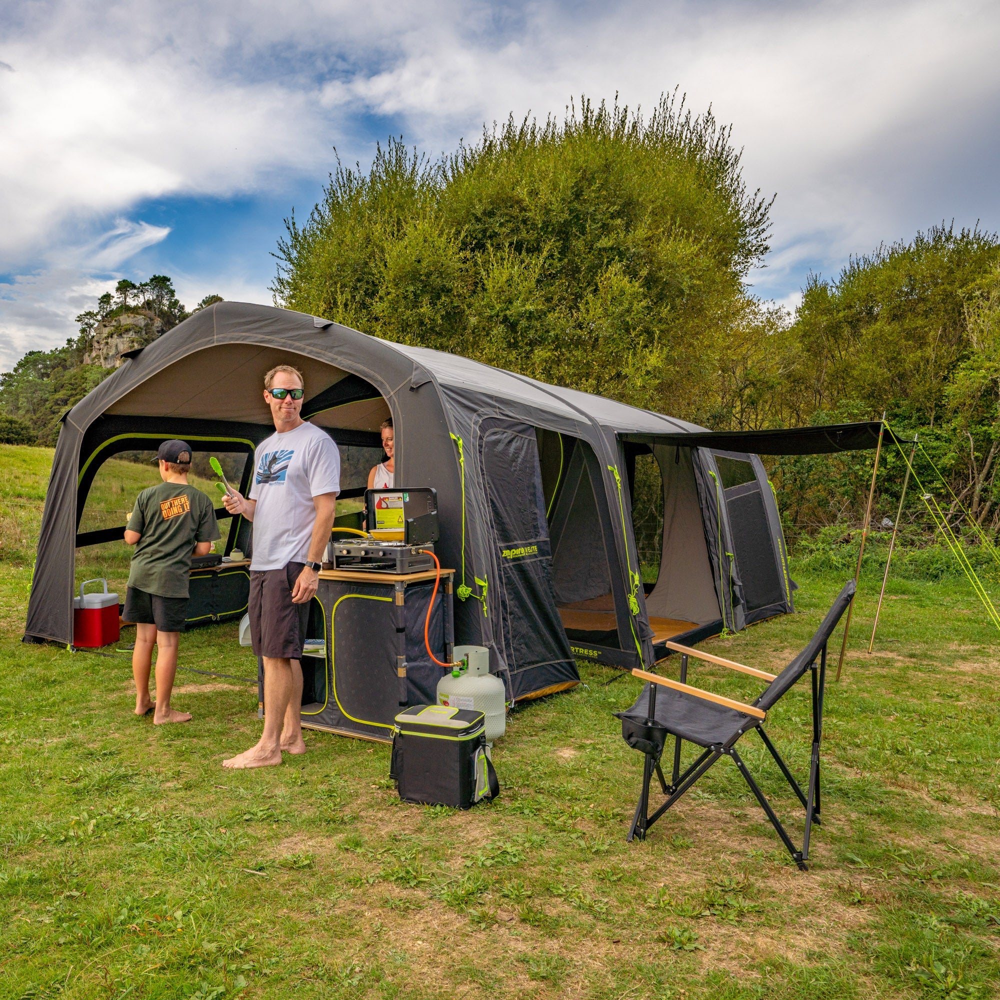 zempire air tent Zempire Fortress V2 Canvas Air Tent – Zempire US